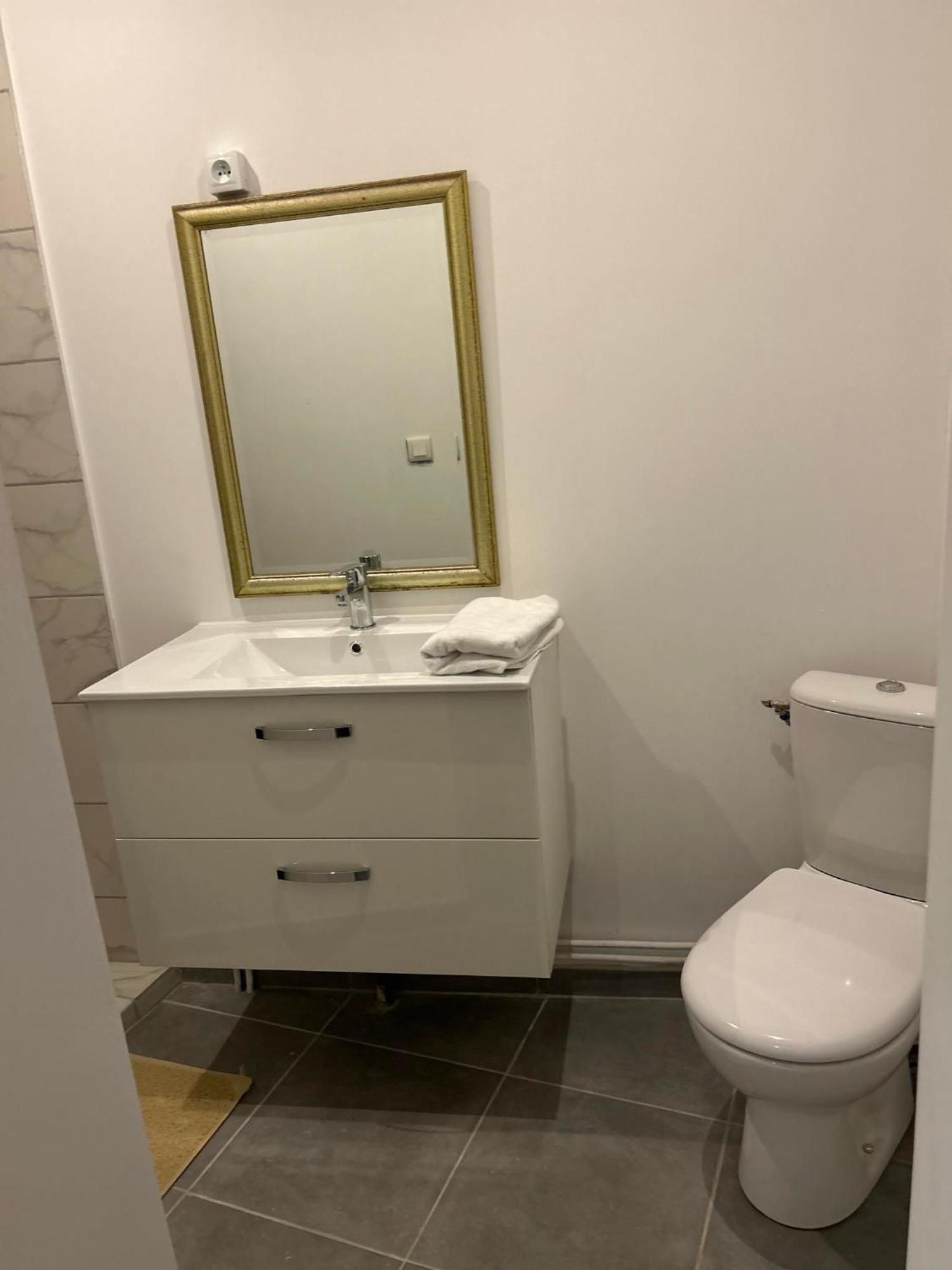 Top Appartement Centre Ville Valenciennes Kültér fotó